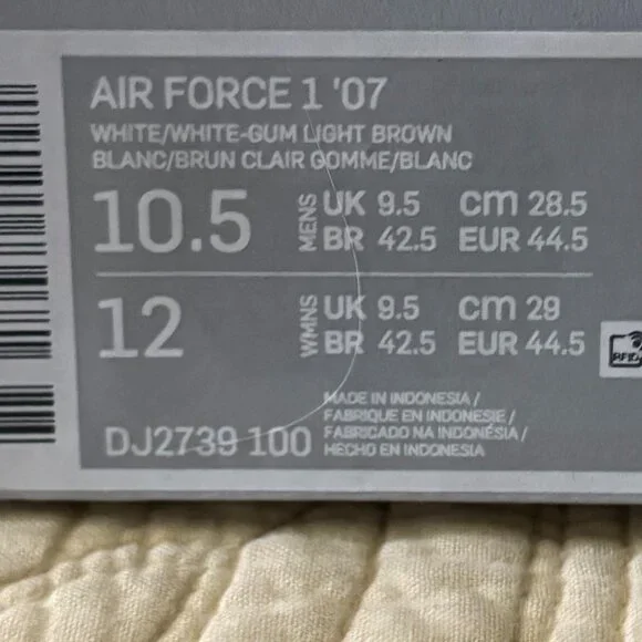 Nike Air Force 1 '07 (Men Size 10.5) - Picture 3 of 5